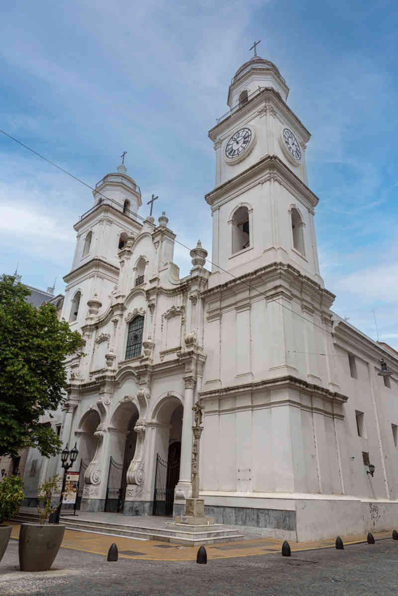 Argentina - Buenos Aires 114 - Montserrat - iglesia de San Ignacio de Loyola.jpg